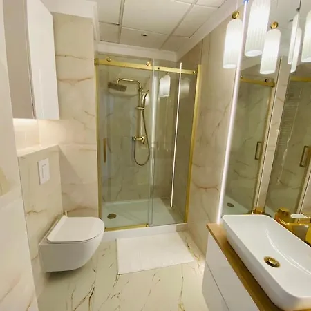 Gustowny Apartament Na Woli Warsaw Exterior photo