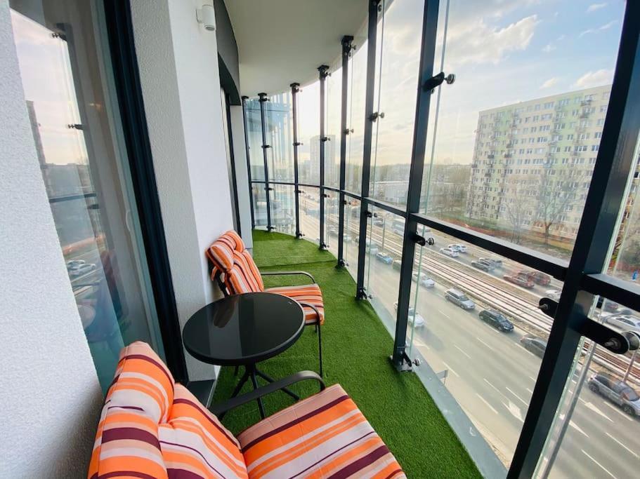 Gustowny Na Woli Apartment *